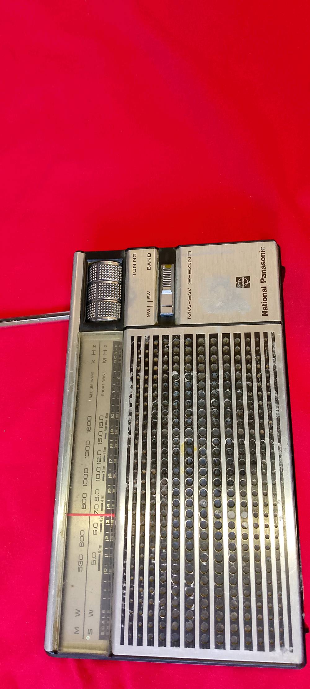 سلام عليكم راديو ياباني اصلي ناشونال جهاز نظيف سعر 50 مكاني بغداد 