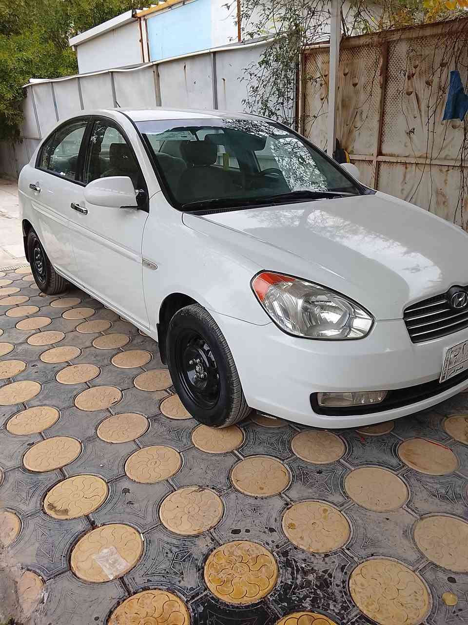 اكسنت خليجي 2008السياره مكفوله بدون حادث محرك كير مكفول تخم تاير جديد صدر امامي خلفي جديد  السعر 87.      بغداد الزعفرانية    ***********
