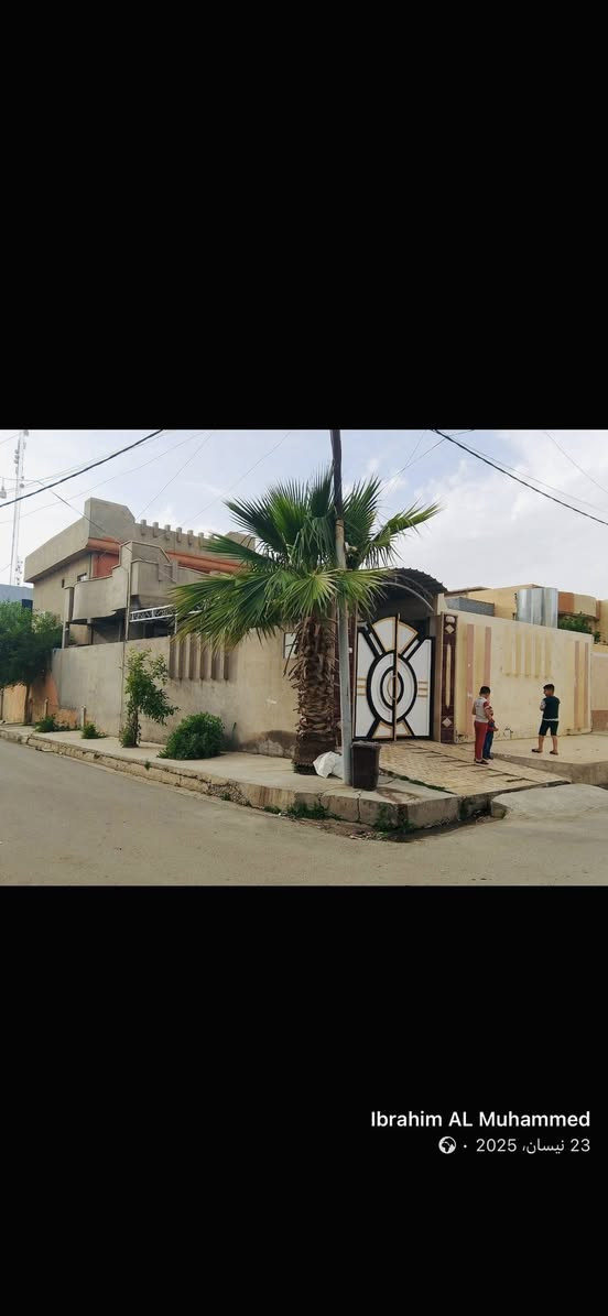 الدار للبيع  

حي الاصلاح الزراعي 
المساحه300م 
واجها 10
عمق 30
يحتوي ع غرفتين نوم وهول ومطبخ واستقبال وحمام عدد2 تواليت عدد2 وحديقه ومخزن خارجي وترك 

الطابق الثاني 3 غرف نوم وحمام وهول ومساحه سطح كبيره

العنوان/الايمن/حي الاصلاح الزراعي/فرع الاكراد /خلف صيداليه سما 

للاستفسار 

***********
