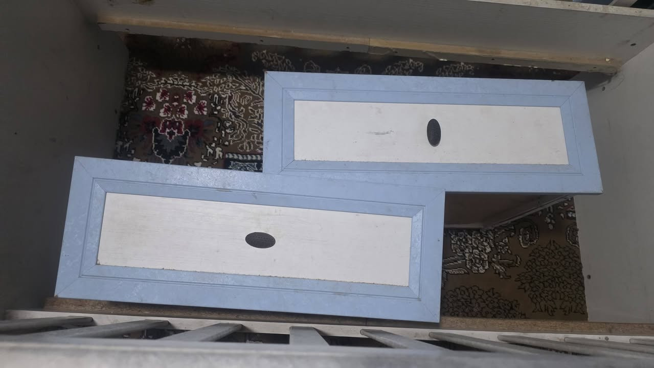 جرباية اطفال لحد عمر ٥ سنوات ب٥٠ وبيها مجال وشاشة سيارة نيسان صني ٢٠٢١ ب٧٠ وبيها مجال


**إذا كنت صاحب هذا الإعلان وتريد حذفه لأي سبب، رجاءا أرسل رسالة إلى الدعم الفني**