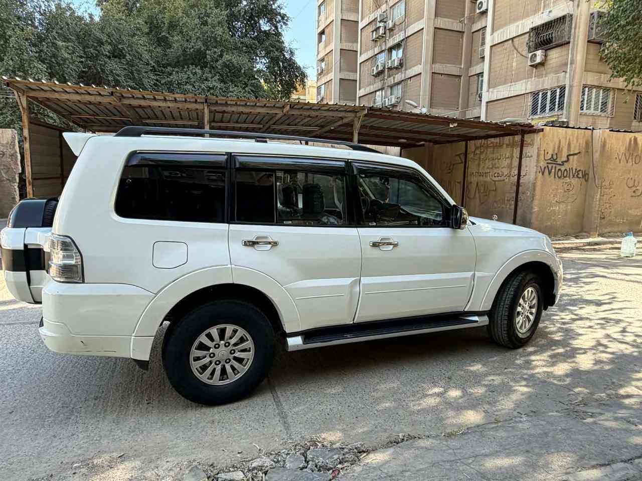 السلام عليكم باجيرو حبتور موديل ١٥ للبيع او مراوس حسب الرغبه ***********
