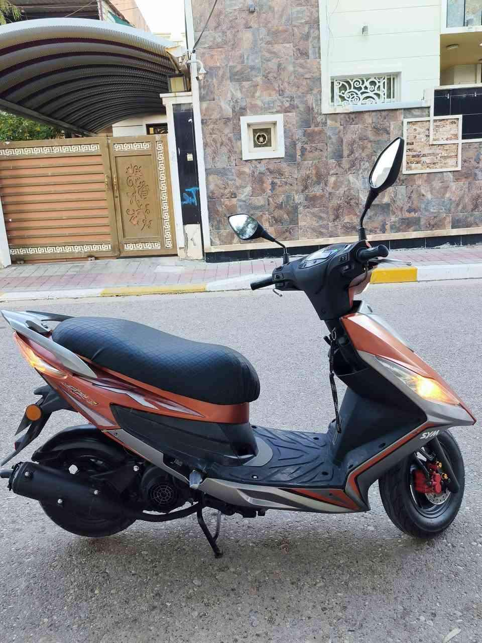 السلام عليكم من رخصه الادمن 
للبيع دراجه سايم نحله الكتروني. 
دراجه نضيفه حيل كل نقص مابيها سعرها 675 الف وبيها مجال بسيط للشراي للستفسار رقمي اتصال واتساب موجود الرمادي شارع المستودع قرب ماركت اورجينال(***********)
