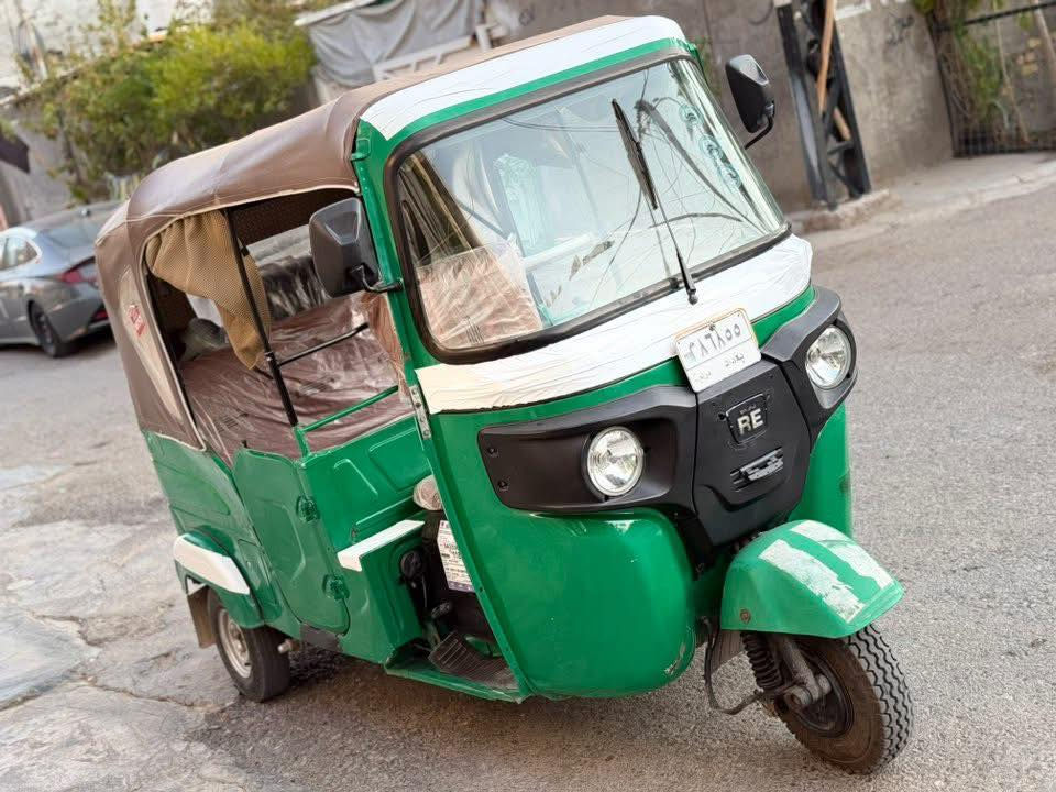 سلام عليكم تكتك للبيع 21 شهر 11 يوم 25 مرقمه بغداد  تكتك تحويل ثاني يوم جاهزه كبل الشارع مكفوله لا تنقيص ولا تبخير كهربائيات كله شغاله  بيه ملاحضات بصيطه الالشراي يتصل وبي خير ويدلل هذه رقمي ***********
