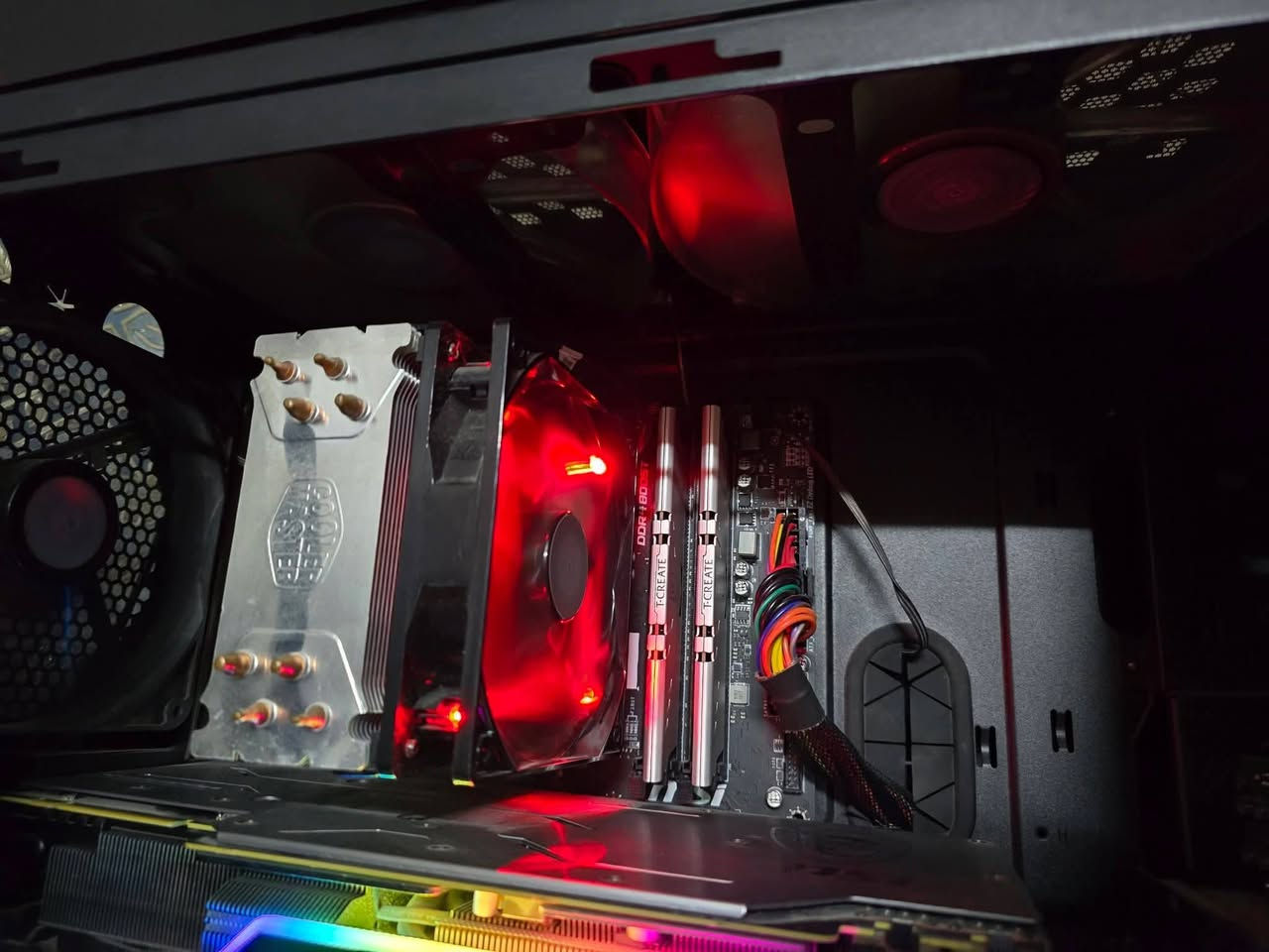 سلام عليكم pc كامله للبيع عدا الشاشة
المواصفات
Powe supply: 700W thermaltake

M.B msi z390 DDR4

Ram: 16Gb(2×8) 3200 mhz

Cpu:  core i7 9700k مامكسور السرعه ابد

Gpu: msi rtx 2080 super 3 fan مامكسور السرعه

Storage:256 ssd + 512 ssd

Case: cooler master

حراره الكارت والبروسسر طبيعيه باعلى ضغط 
والكارت ممفتوح وممبدل بي ثرمل

السعر 725 الف وبيه مجال

للاستفسار
 ***********
