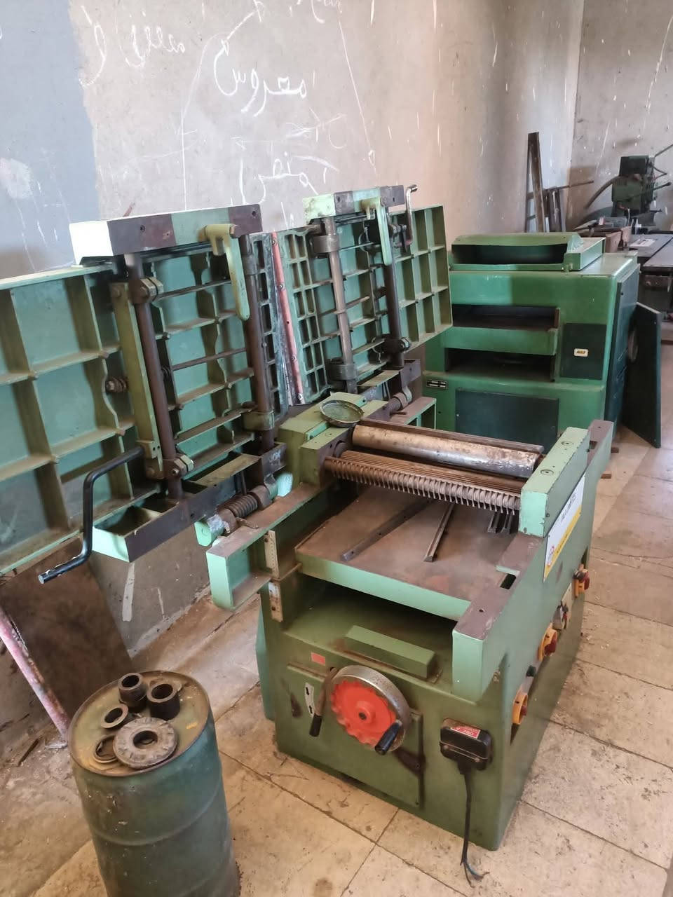 مجموعه ثلاث عمليات 2000 ايطالي ما ابي اي اب شراي خليه يخابر***********
