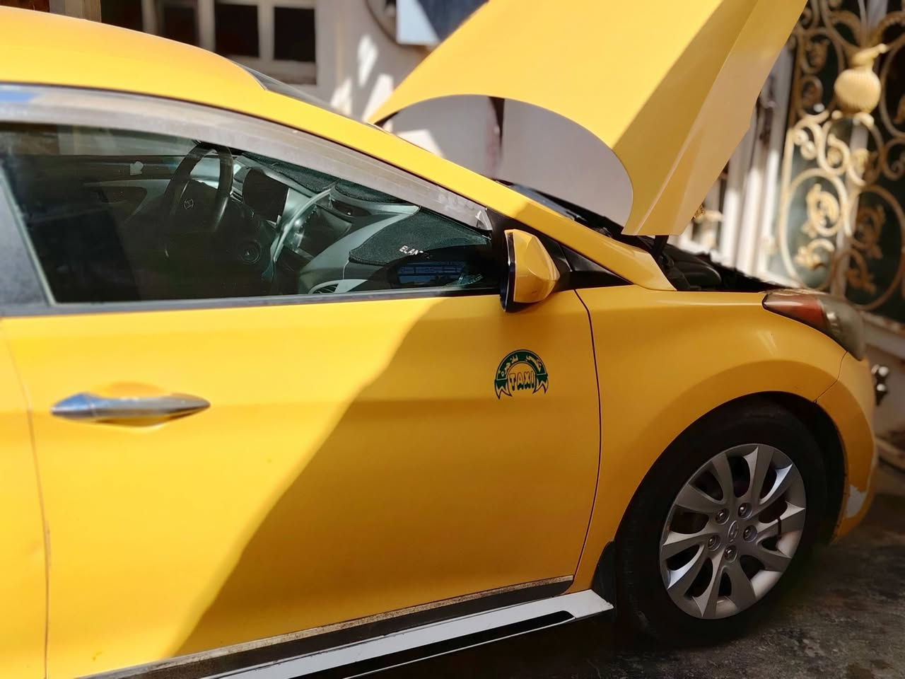 السلام عليكم النترا 11امريكي حادث سياره باب سايق مصلح نفسه ليبل واحد سياره مكينه 1800 دوش سعر ٩٨بيه مجال ***********
