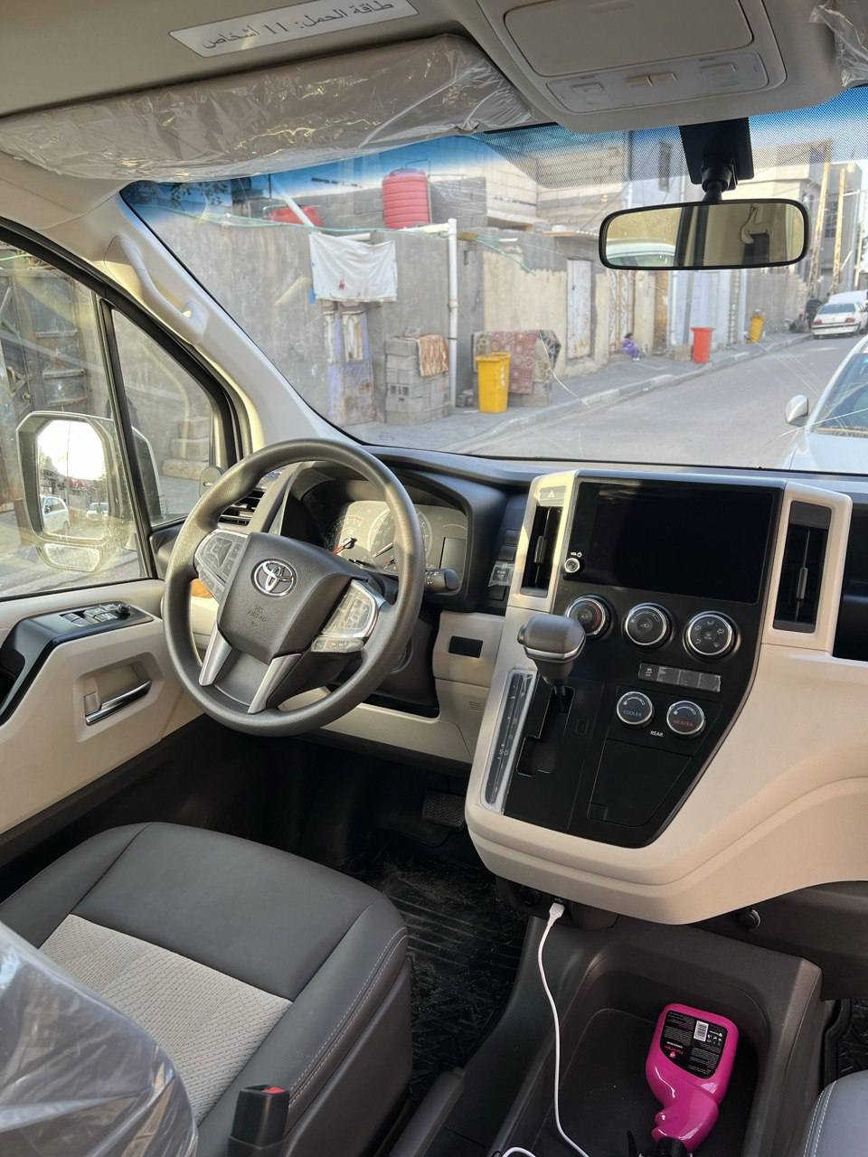 سلام عليكم
هايس مديل 2025 فول مواصفات ضمان شركه ساز 
بانزين ماشيه 6 آلاف مكاني بصره 
***********
