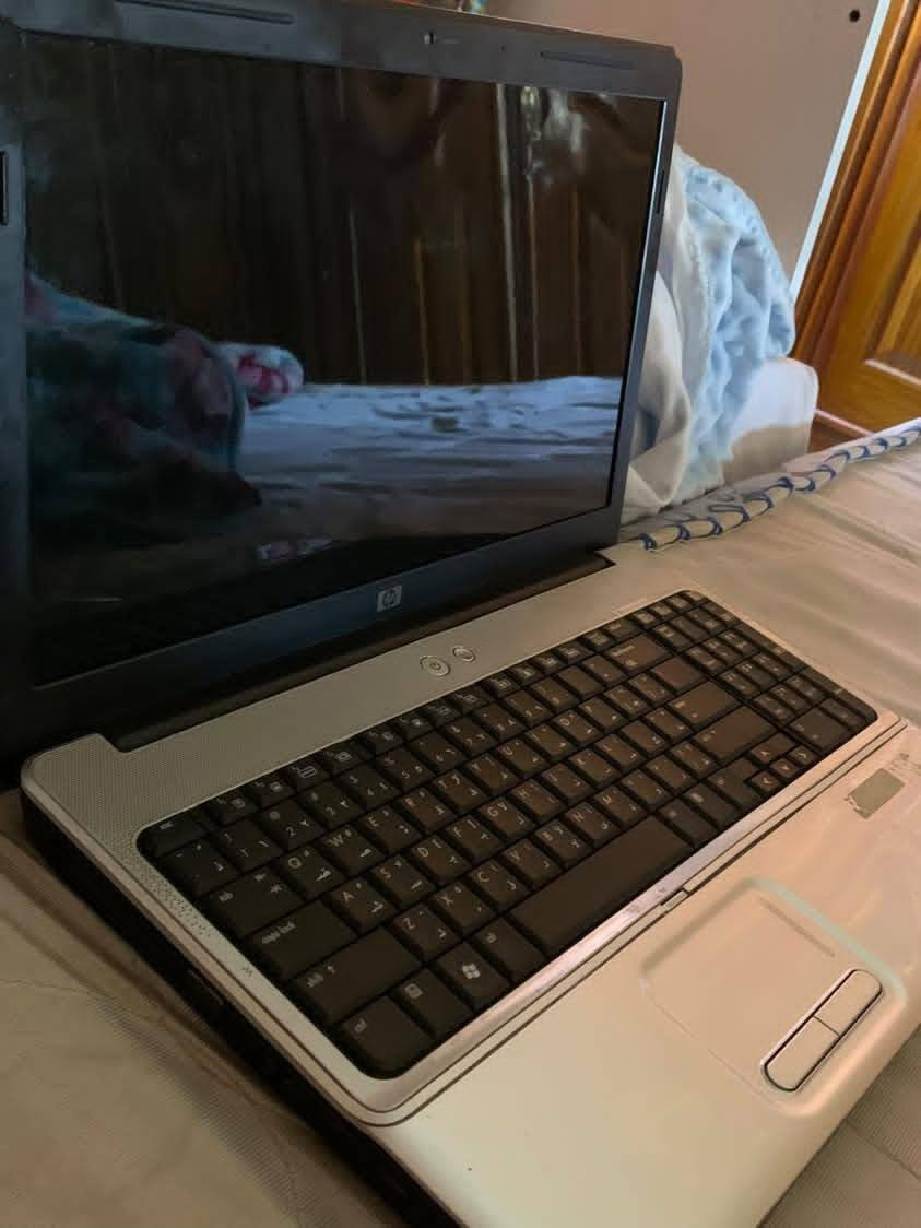 مرحبا لابتوب للبيع  سعر شكد يجيبله هوه نضيف الله شاهد ومبدل فقط بطاريه اصليه ويا تجي شاحنته ب20ماخذها  فقط يحتاج قرص تواصل خاص مكان بغداد الشعب


**إذا كنت صاحب هذا الإعلان وتريد حذفه لأي سبب، رجاءا أرسل رسالة إلى الدعم الفني**