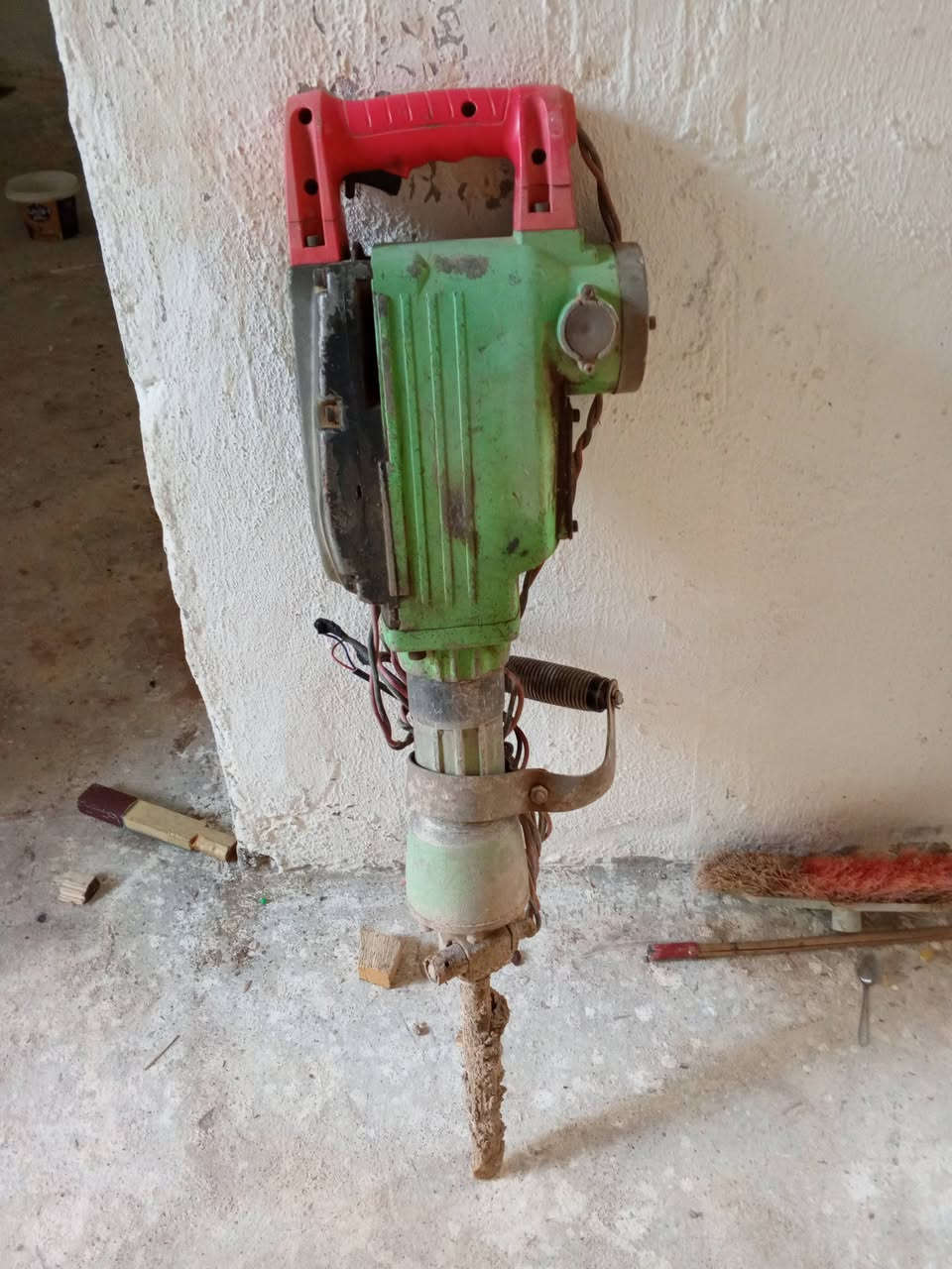 اغراض للبيع كلها شرط الشغل***********
