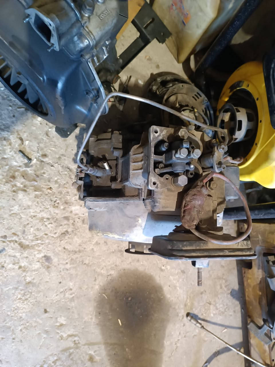 بيع واشراء وتصليح المولدات ومراوس المولدات المستعمله مكان حله مركز مدينه
*********** رقم واتساب بي
