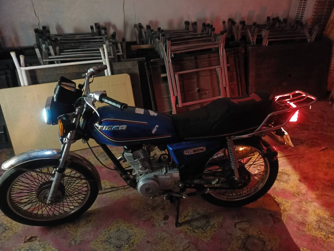 تايكر للبيع
مديل 21 اوراق اصولي مكينه مامفتوح كهربائيات كامله لاتبخير لاتنقيص دراجه خير من الله السعر 380 مكانه حله جامعه بابل متواجد خاص الرقم ***********
