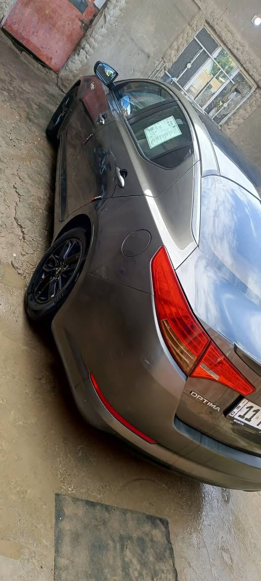 السلام عليكم اوبتما مديل 2012 خليجي  رقم بغداد نكليزي بسمي هزه جديده تحويل مباشر
محرك  2000 دوش.   محرك وكير وتبريد جهازه سياره 

مصبوغه جماليه فقط بدون ضربه  ترهم مراوس حسب لقناعه مكاني بغداد حسنيه المعامل. سعر    100 

***********
