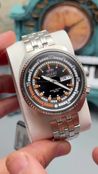 غواصين وكالة اصلي 23 حجر كريم اوتماتيك   للحجز والاستفسار  07838027999...