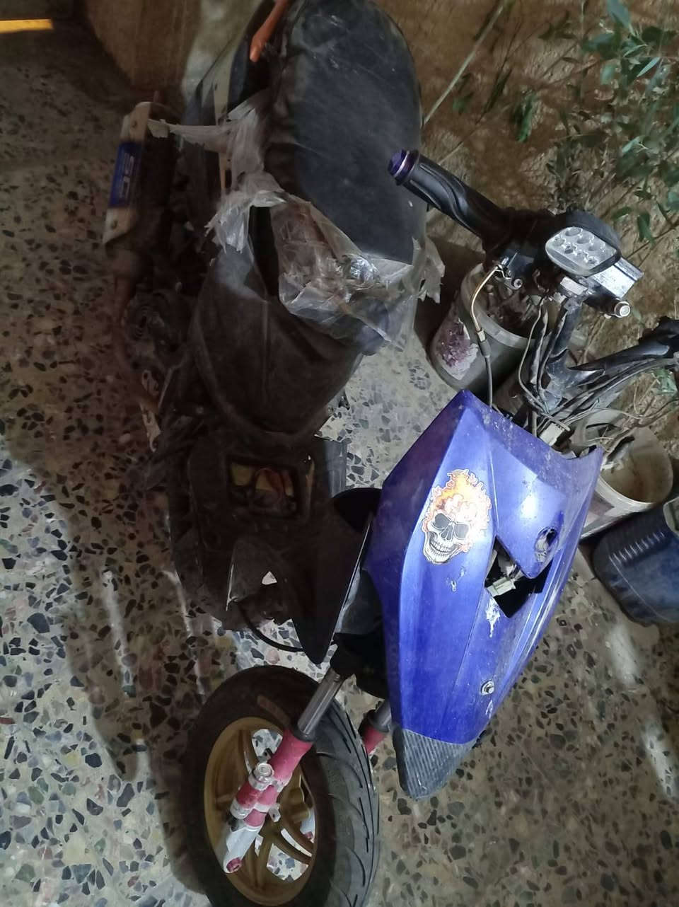 دراجه
fsمحوره مكينه ماكس رياضي ناقصها 
فقط كفرات دراجه نضيفه وشغاله السعر 200وبيهامجال مكاني الامين ثانيه


**إذا كنت صاحب هذا الإعلان وتريد حذفه لأي سبب، رجاءا أرسل رسالة إلى الدعم الفني**