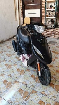 عدلة للبيع دراجة نضيفه نقصها عرموطة مال هندر والدراجة شغالة سلف مكينة ...