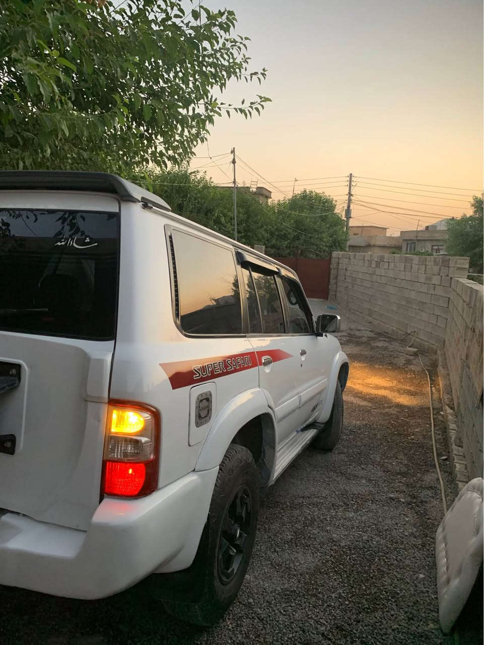 په ترؤل 2001سه قه ر٢ پارچو نيووي بؤياغه  سياره كه زؤر خاوه نه ده بل اكسل  گئرو مه كينه به شه رت
سحري 100 ما حه مه له ژماره ي پيوه ندي *********** واستاپ له سه ره الرطبة, الأنبار
