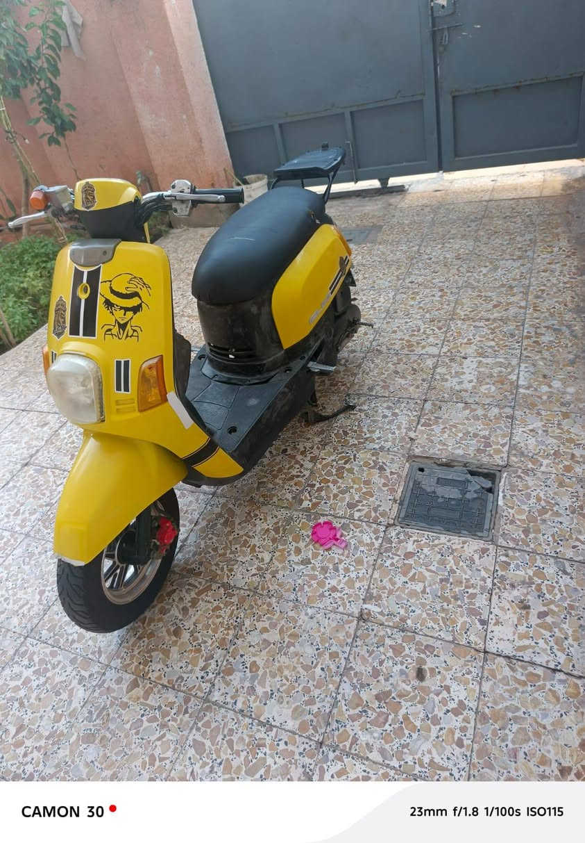 دراجه ماكس بوليسي بوشه 49 بلاد كابريتر وياها كفرات لون أبيض مختم البلاد ويل كب رياضي سعر 650 وبيه مجال


**إذا كنت صاحب هذا الإعلان وتريد حذفه لأي سبب، رجاءا أرسل رسالة إلى الدعم الفني**