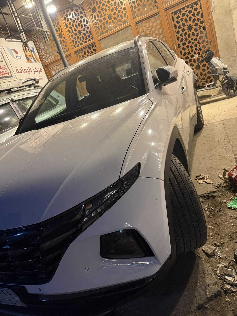 سلام عليكم
توسان موديل 2024 رقم بغداد ضمان الاولى  تبديل دهن كله بلشركه ماشيه 22 الف فول موصفات عده الفتحه 
5 عدسات 
كشنات كهرباء 
تشغيل عن بعد 
محرك 2000 
باقي الموصفات معروفه داخل بيجي  سياره جديده بلكارتون 
سعرها 217ورقه 
العنوان بغداد 
***********
