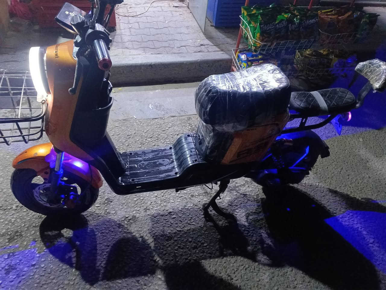 للبيع R9 شرط الفحص 5 بطاريات دبل سعر 325 كربلاء حي البلديه ***********
