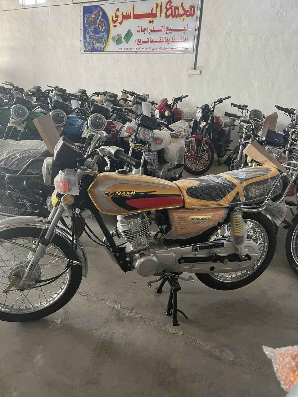 يالله سلام عليكم   تحيه طيبه 🤝 (( مجمع الياسري الدراجات)) البيع الدراجات الناريه نقداً وبلقسيط المريح ع مصرف الرافدين موضف متقاعد منتسب.       متوفر دايون رقم وسنويه.            القسط 190 الف                          متوفر دايون اوراق اصولي جاهز الترقيم.   القسط 170 الف                 متوفر شاينك موتر.   القسط 83 الف                                                  متوفر سيفان  حديت  وقديم.  القسط 80 الف                              متوفر  التايكر البرطاني الاصلي القسط 73 الف .                                    متوفر دايون سكنر.        القسط 125 الف                                                متوفر سي جي  نامه الاصلي.           مديل 2027.         البيع نقداً ويلتقسط بدون مقدمه عنوان المجمع بابل الحمزه الغربي الغزالي الشارع العام متوفر توصيل جميع محافظات العراق        جمله مفرد تصال وستفسار ***********
