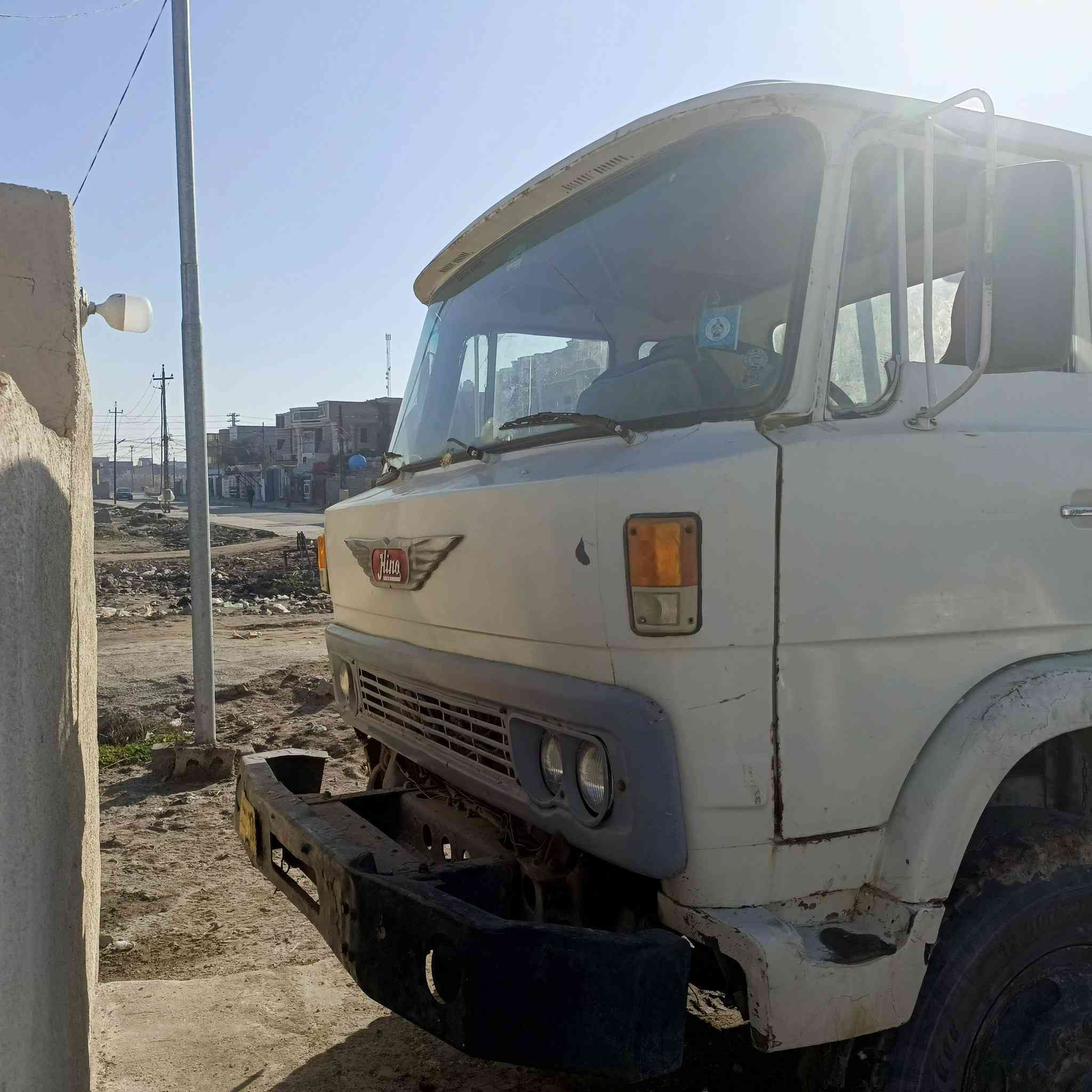 سلام عليكم هينو 1986 لبيع سنويه حوضيه وعضم شراي يتصل *********** لسعر سبعه ونص
