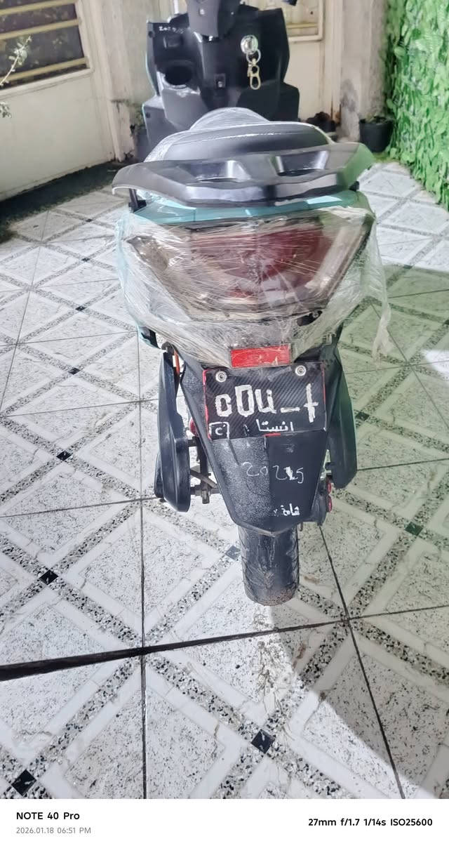 دراجه شحن للبيع
بطاريات ليثيوم 6

شحن يطول 6ساعات

ايوشل 4ساعات او توكف 

دراجه نضيفه بشكل

للبيع السعر 850او بيها مجال انشالله 

اتصال  ***********
