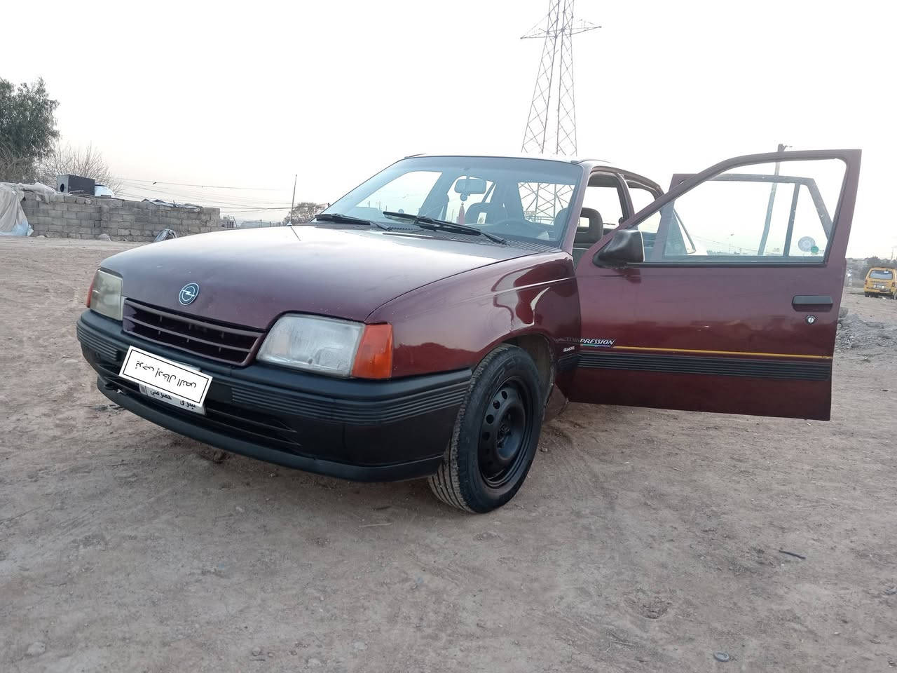 اوبل كاديت موديل 1991 كير محرك شرط حجم 16 بدون أي ضرر رقم نينوى الماني سنويه نهايه ال 2028 داخلها نضيف طخم تاير جديد كهربائيات كيجات مسجل كلها شغاله سياره جاهزه كابون بانزين بيها وشرط التحويل السعر 23 
***********
***********
