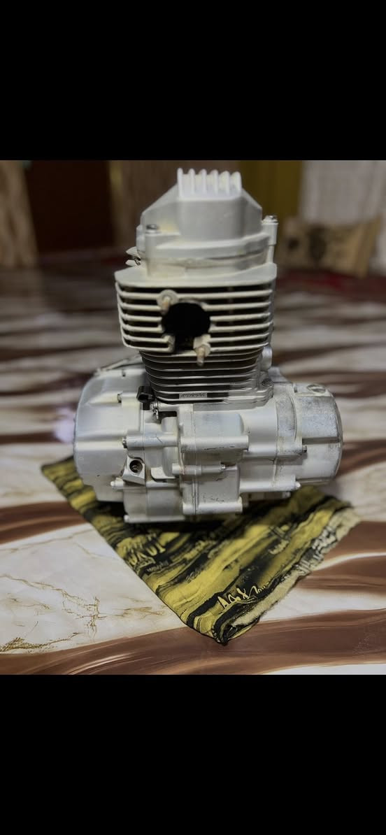 السلام عليكم غراض للبيع مكينه انيرجي 16 ب 175
والسيت كامل للبيع شوفت عينك رادله شويه ترتيب ب 300 وبي مجال 
والكزوز ب 40 مكاني بصره شط العرب جزيره بالحوطه رقمي *********** ومتواجد ع واتساب
