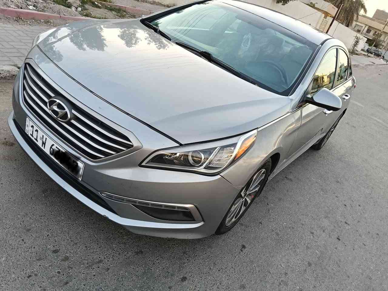 السلام عليكم
للبيع او مراوس حسب القناعة 
سوناتا 2015 رقم بغداد دولي بااسمي 
مكينه 2400 GDi حادثها جداً خفيف 
صبغ جاملغ وباب جهة السائق وهنا نطخة صار بارد بحافة البنيد 
مكينه كير خير من الله تدفئه شغاله تبريد شويه بي ضعف 
مكاني بغداد حي العامل // السعر 113 وبيها مجال بسيط 
للاستفسار// ***********
