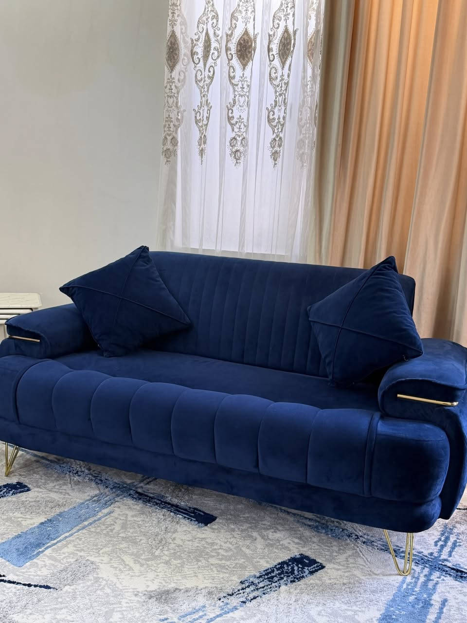 بيع بداعي السفر طخم جديد ثقيل جدا محافظه علينو بلغطيات جلخ مابينو نظيف مثل الورد جديد وأخو الجديد ثقيل ٥ قطع مع ٨ كوشات ممكن يرهم بغرفه وحدي ويمكن يرهم يتوزع ضغط عالي ب٦٥٠ وبينو مجال بسيط جدا سعر الشراء ١٤ ورقه عنوان مزارع ثالثه قرب جامع القادر


**إذا كنت صاحب هذا الإعلان وتريد حذفه لأي سبب، رجاءا أرسل رسالة إلى الدعم الفني**