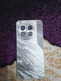 موبايل كامون30برو فايف جي كامل مواصفات ذاكرتة 256 (سعره 150)لايوجد توص...