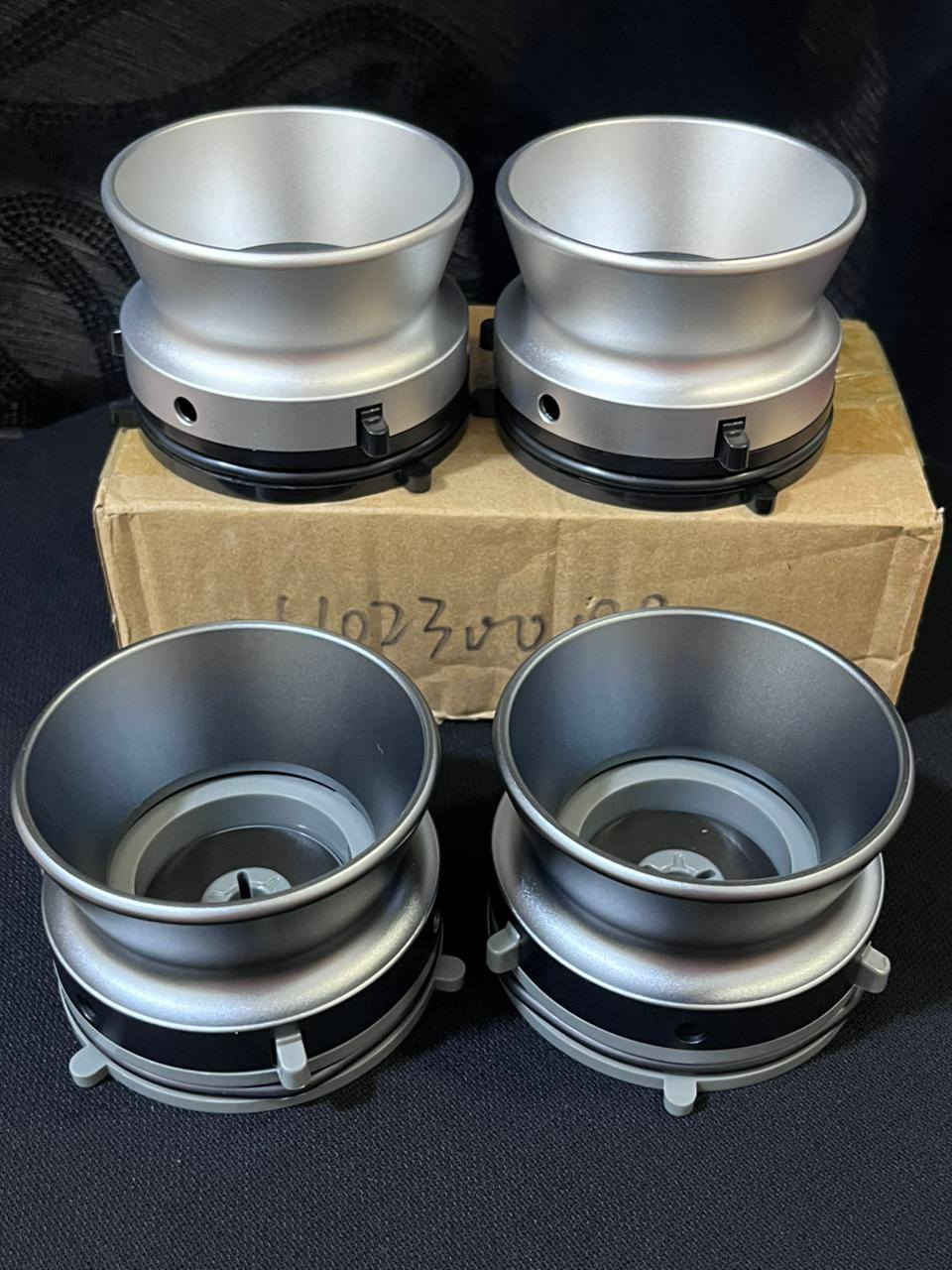 حلويات العيد ☺️
 من نوادر اكسسوارات اجهزه التيب بكره
متوفر ادابتراا زوج سلفر و زوج رصاصي غامق
وايضا غلاف بكره لون احمر
جديده كلها كبس كارتون والمنيوم اصلي
محمد الآغا للصوتيات
***********
