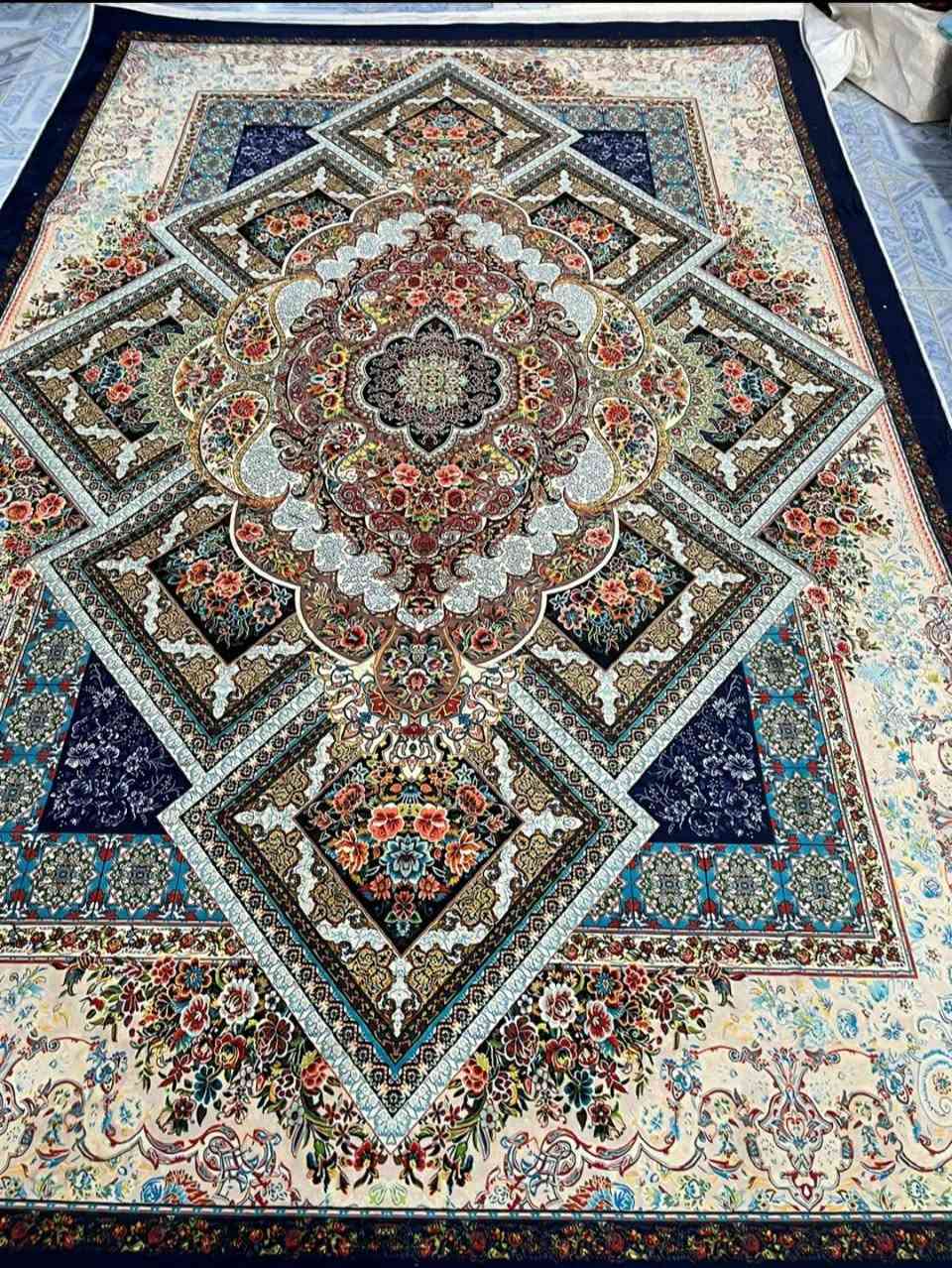 🪬( القمة  )🪬
‏‎ 🌸اجمل واجود انواع المفروشات 🌸 
‏‎ 💐 تجدونها في مفروشات القمة 💐
👈لنا الابتكار والتجدد و تركنا لغيرنا التقليد 👉 
‏                 🛍🛍
‏                       👈 RQ 👉
لبيع السجاد والموكيت وكافة انواع المفروشات
  ‏         🇹🇷تركي / 🇮🇷ايراني/🇨🇳صيني

جديد مفروشات القمة  👇
كلاودي 2x3 نقش كاشان 

👇
للاستفسار 
للتواصل الاتصال على الرقم  ***********👈📲 

‏ او مراسلتنا والتواصل معنا على نفس الصفحه👈 💻

أوقات الدوام 👇
يبدا ألعمل  الساعه 8.30_ 12.30  صباحاً 
وينتهي ألعمل الساعه 10.30 ليلا 🕓
ملاحظه: يوم الجمعه عطله لايوجد دوام

العنوان / السماوة . حي الزهراء . شارع صيدلية العراق 

🇮🇶🇮🇶🇮🇶🇮🇶🇮🇶
‏‎ ملاحظه : لايوجد لدينا فرعاً اخر
