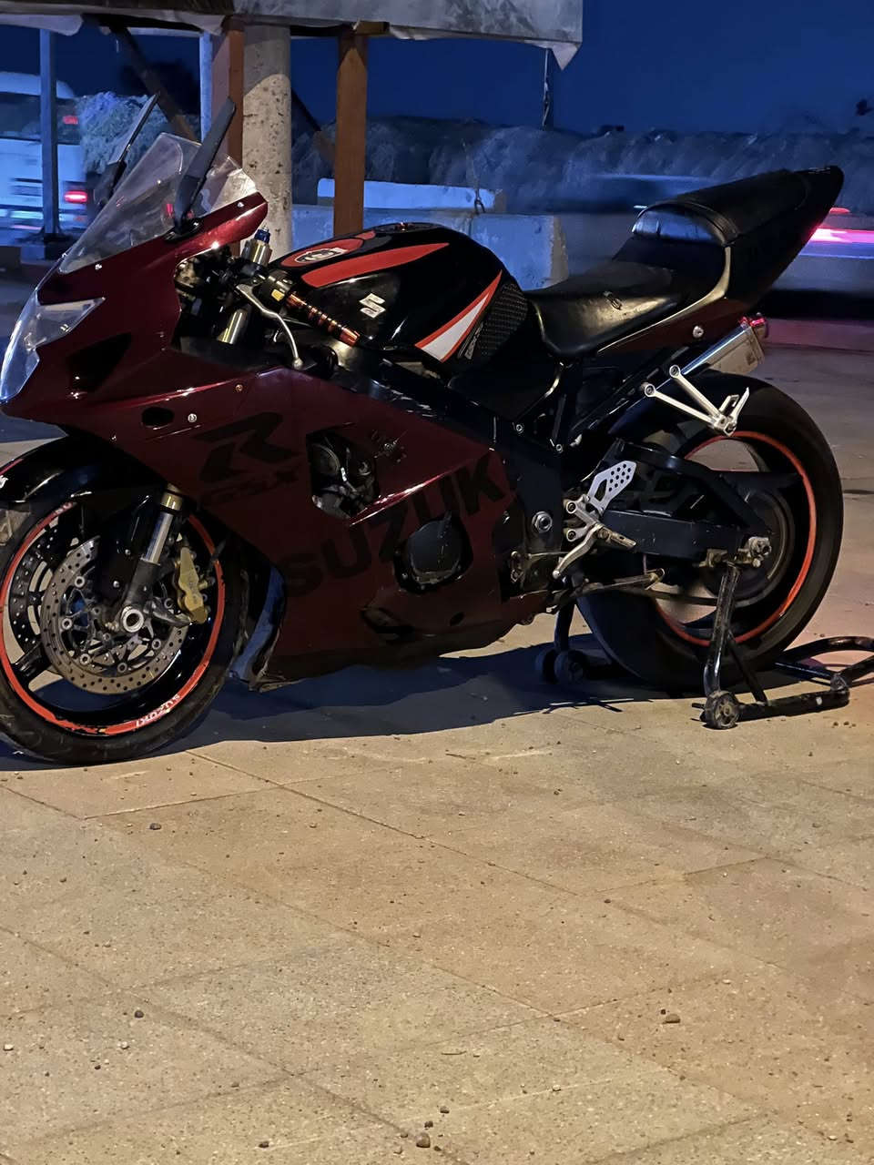 السلام عليكم اخوان جكسر موديل 2006 مكينة 600 دراجة خير من الله مكينة عقل ضفيرة مكفولات مكاني بغداد فلكة سلمان  باك سعر خاص ***********
@إشارة
