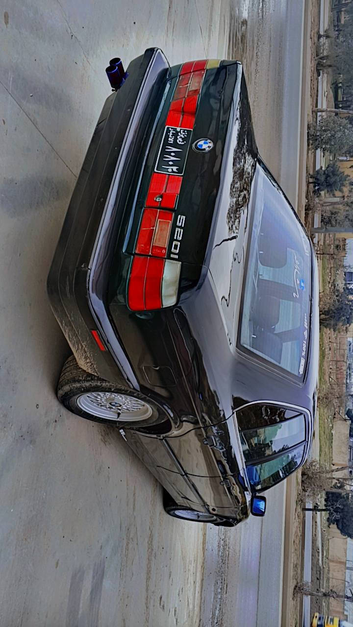 ماشەللە لە ماڵی هەموو لایەک BMWمۆدێل ١٩٩٢ مەکینە ٥٢٠ کەپس بەشەرت گیر عادی تەبریت سارد و گەرم نمونەی جوانی و لۆکی ماڵی دۆست ئاڕمی پلاستیک دهۆک بەشەرتی ئاڕم و ئەوەلیان و غرامەش ئارمی ٢٠١٧ یە ڕەقەم خاوەنی پێوەیە بیکە ناو خۆتەوە سیارەکە لە ڕەسمەکان جوانترە و بس مالی دۆستە سعر ٤٠ گەلا و مەعمەلەیە کەم 🖤
***********
***********
