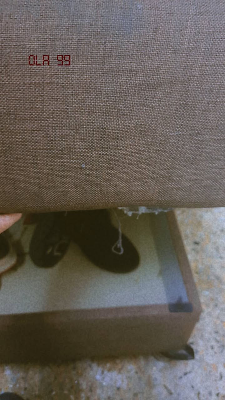 مرحبا عندي تخم كونر تركي مخزن وسرير بس  عيبه محترك مالت فحم


**إذا كنت صاحب هذا الإعلان وتريد حذفه لأي سبب، رجاءا أرسل رسالة إلى الدعم الفني**