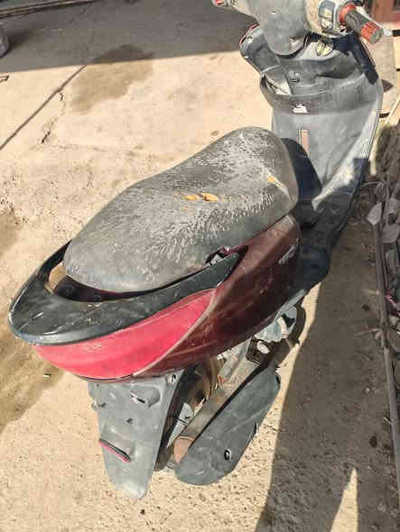 سلام عليكم اعيد النشر بسبب المواعيد الكآضبه بريز للبيع مكاني التاجي سعر 250 ***********
