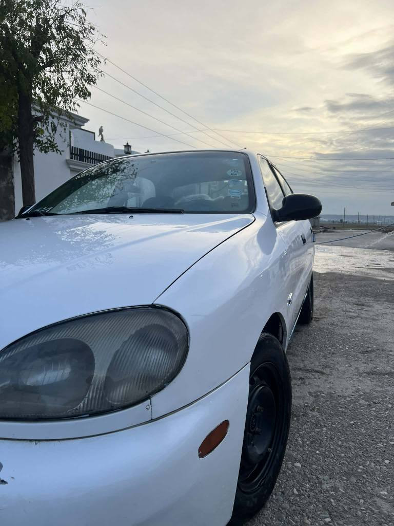 دايو لانوس ابيض موديل ٢٠٠٠ رقم اربيل سيارة حلو مابى عيب سيارة نظيف گير محرك بشرط تبريد بشرط اشتغل تدفئة اشتغل سنوى جديد لحد 2030 حتى هزة جديد سيارة بسمى دفتر بنزين بيية سعر ٤٣$ بى مجال كركوك, العراق


**إذا كنت صاحب هذا الإعلان وتريد حذفه لأي سبب، رجاءا أرسل رسالة إلى الدعم الفني**