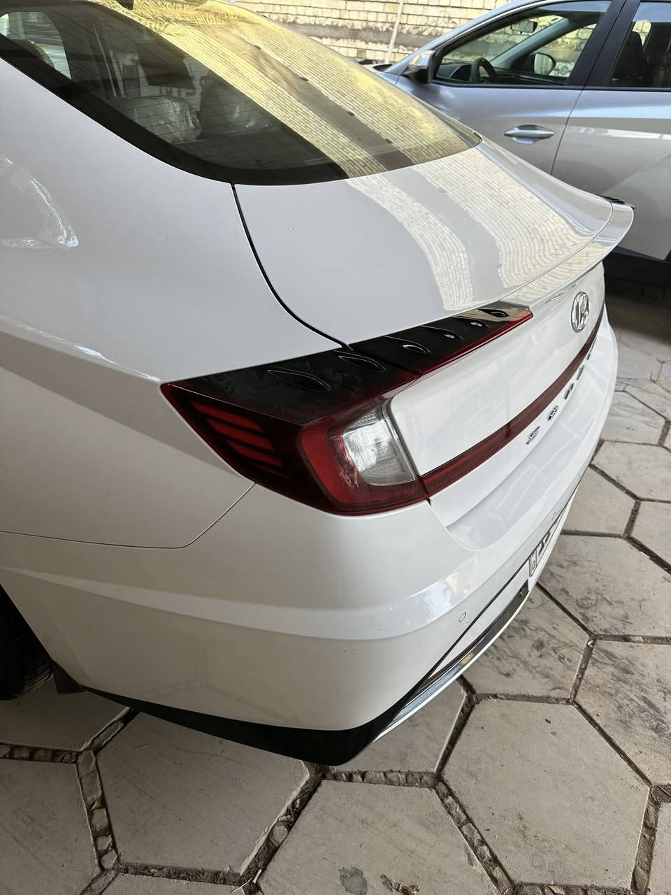 هونداي سوناتا 2023  ⭐
‼️ رقم بغداد باسمي ‼️

🪴المواصفات 

🪴خليجي 

🪴ماشية 43

🪴موديل 2023

🚘حجم المحرك  2,5L mbi

🔑مفتاح التشغيل بصمة

🔑تشغيل عن بعد

🎞️ بردات أبواب خلفية 

💨عدد AIR BAG 2

💢هاند بريك بصمة

🖥️شاشة ابل كار بلي 

📷كاميرا خلفية 

🚘حساسات أمامية

🚘حساسات خلفية

🔦بك لايت ليد 

🌀حجم الاطارات 235/45R18

🌀ويل كب 18 ❗

🪴شفتات مقود

🪴مثبت سرعة كروز

💫المودات والأوامر الصوتية💫

🚘 فحص نظام السيارة 🚘

💺المقاعد ابيض 

💺حركة مقعد السائق كهرباء 

💺عدد التجاوي 5 متحركة 

❄️ قطعتين تبريد

🏔️نظام مانع الانزلاق

🧑‍🍼نظام الايزو فكس

🪴حساسات اطارات

🪴درايف مود

📱شاحن موبايل لاسلكي

💫اشاير بالمري والمري قابلة للطي كهرباء

ترحيب 

وبصمه أبواب

خمس وضعيات قيادة

صندوق خلفي بصمه 

بيه حادث بسيط طخه بالبنيد وانصبغ ع كده

#السعر 207 

رقم الهاتف /‭0782 921 0209‬
