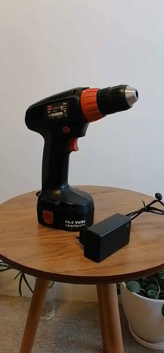 دریل شه حن پاک و بئ عه یبه 
یه ك پاتری و شاحنه ی خوی له گه له
زور مه زبوت ئیش اکات 
نرخی 20 هه زار
سلیمانی السليمانية, العراق


**إذا كنت صاحب هذا الإعلان وتريد حذفه لأي سبب، رجاءا أرسل رسالة إلى الدعم الفني**