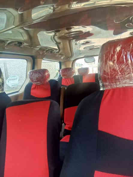 السلام عليكم ستاركس للبيع نضيفه سياره بسمي محرك معمر جديد جاهزه السعر 155 وبيها مجا الاتصال ***********
