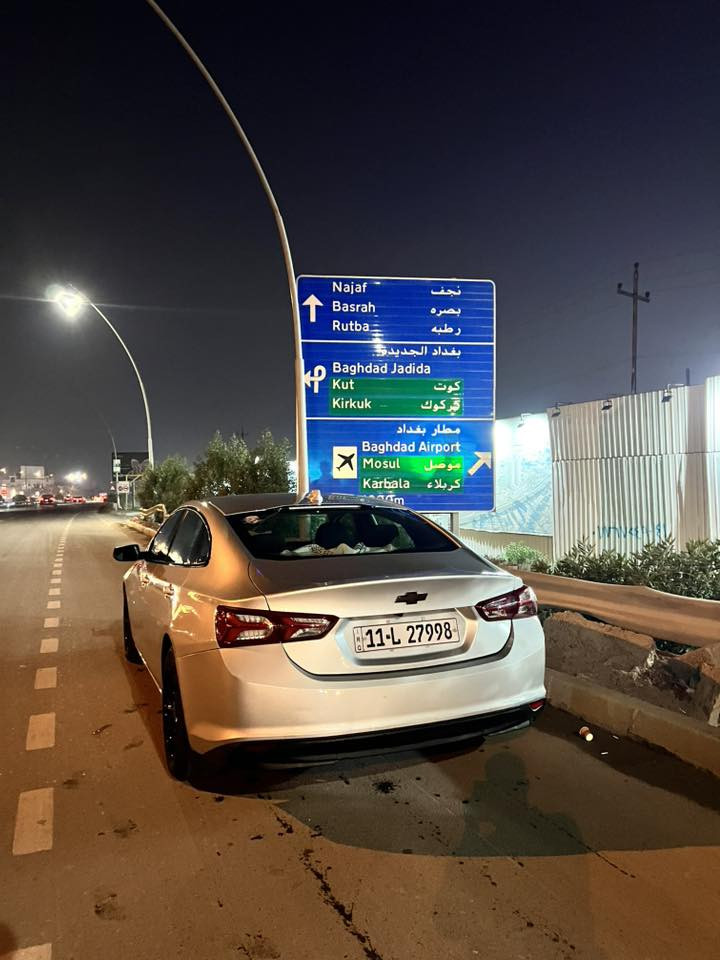 السلام عليكم
ماليبو 2022 Lt 

مواصفات : كشن سايق كهرباء كشنات تدفئه تبريد منفصل 
قطعتين تبريد 

+ باقي مواصفات الماليبو المعروفه 

رقم بغداد معوقين باسم والدي وكالة بأي وقت 

فقط دعاميه صبغ 

لا ايرباك لا شواصي راديترات ومروحه وغرضاها كلها بلاديه 

بدون اي گلوب بالدشبول 

صور الحادث موجودة بالمنشور 

ماشيه ١١١ كيلو 

*********** 

السعر 122$
