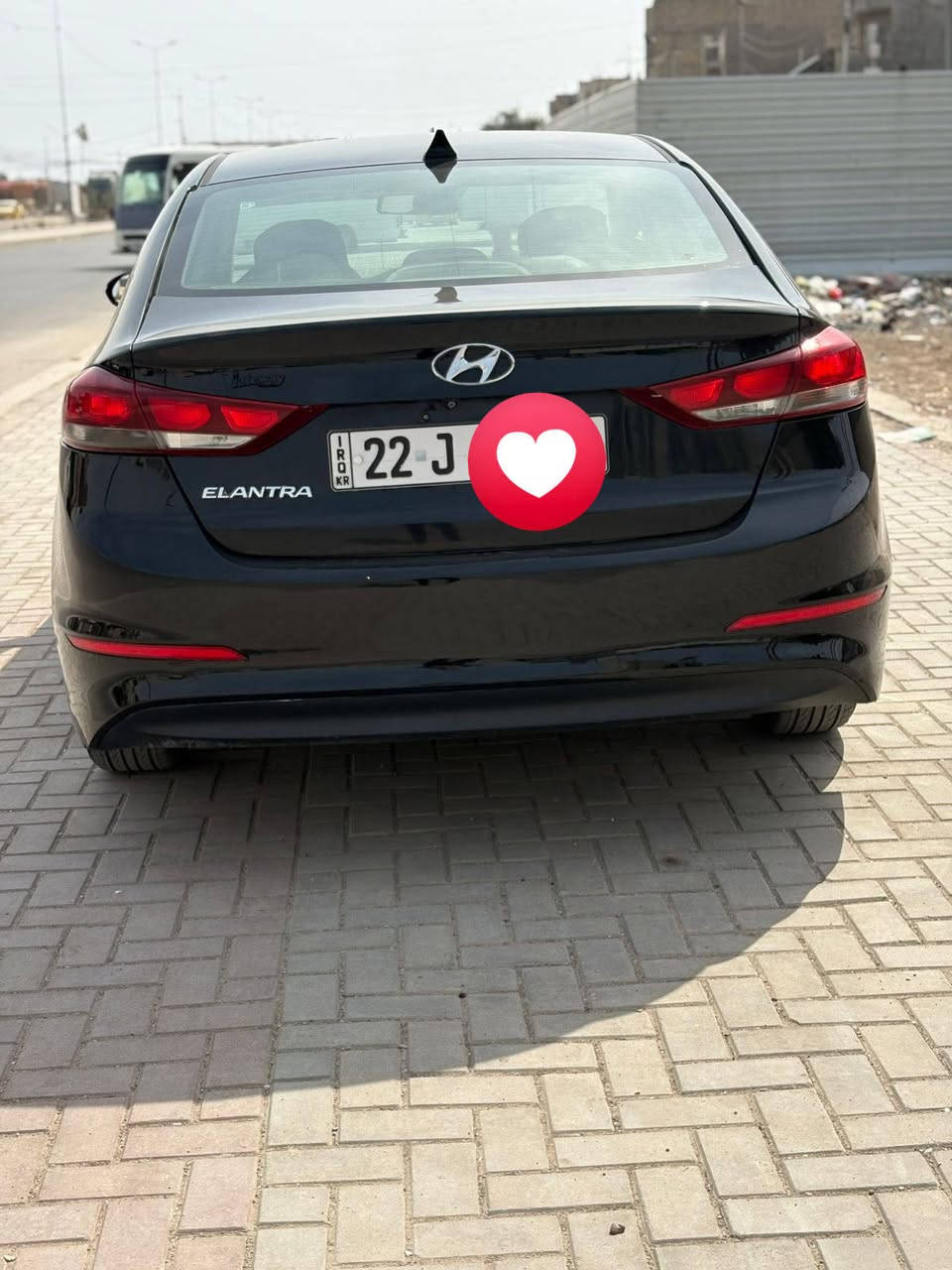 السلام عليكم عيني النترا2017كير ومحرك مكفولات حدادة صدر كله جديد سيارة ناعمة صبغ احزام قبل يومين طلعت من الفرن سبب جراد وطخات بسيطه مع تصليح معجون قديم باب الصدر اليمنى بيها معجون ويا الخلفية وتم تعميرة بالكامل مع رصع وصبغ احزام سيارة كلش حلوة الاتصال على رقم***********
