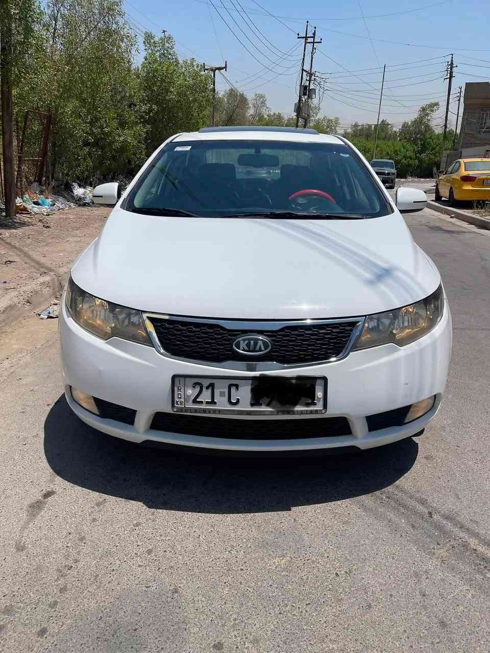 كيه سيراتو 2011خليجيه السياره جديده جداً او جاهزه من كلشي مكينه 1600دوش مواصفات السياره فول 1/1رقم اسليمانيه جديد هوه والهزه السعر 93اوبيها مجال العنوان بغداد الامين الثانيه رقم الهاتف ***********
