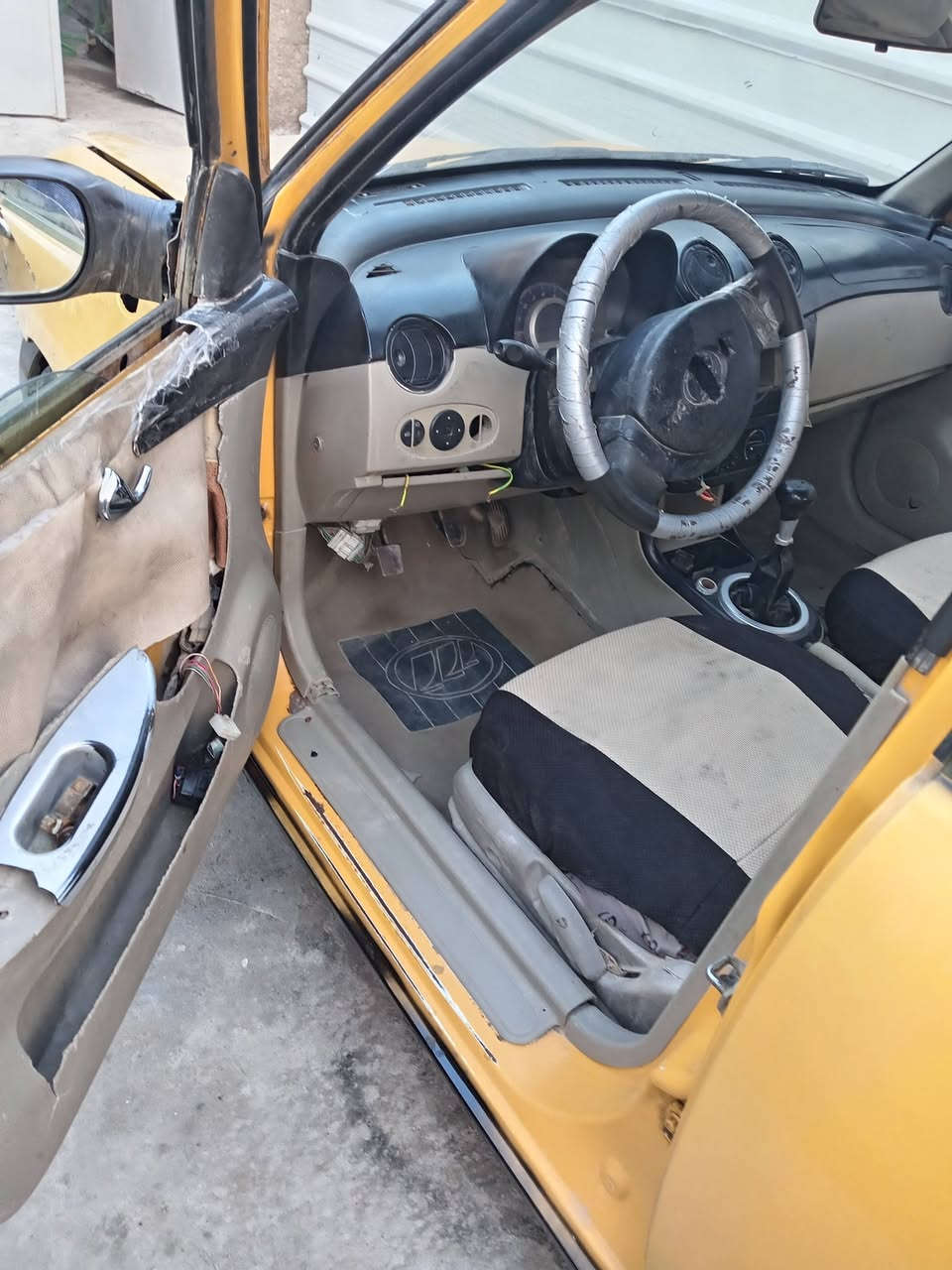 بيع سريع من رخصت صاحب الكروب المحترم ليفان رقم واسط المالك جهازه مغلق ابيع  بدون متعهد سرقه وطلب وعشاير مكينه وكير وحداديه كفله والباقي شوف العين السعر قفل 15 مكاني بابل المسيب ***********
