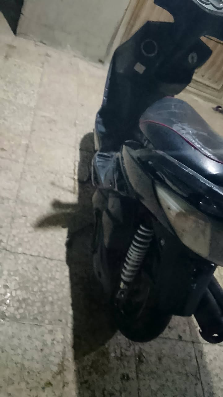 السلام عليكم
دراجه للبيع سكنس فحل ياباني حاويه
دراجه كامله كهربائيه فول ما مفتوح
السعر 800 وبيها مجال
العنوان بابل ناحيه النيل
رقم ***********
