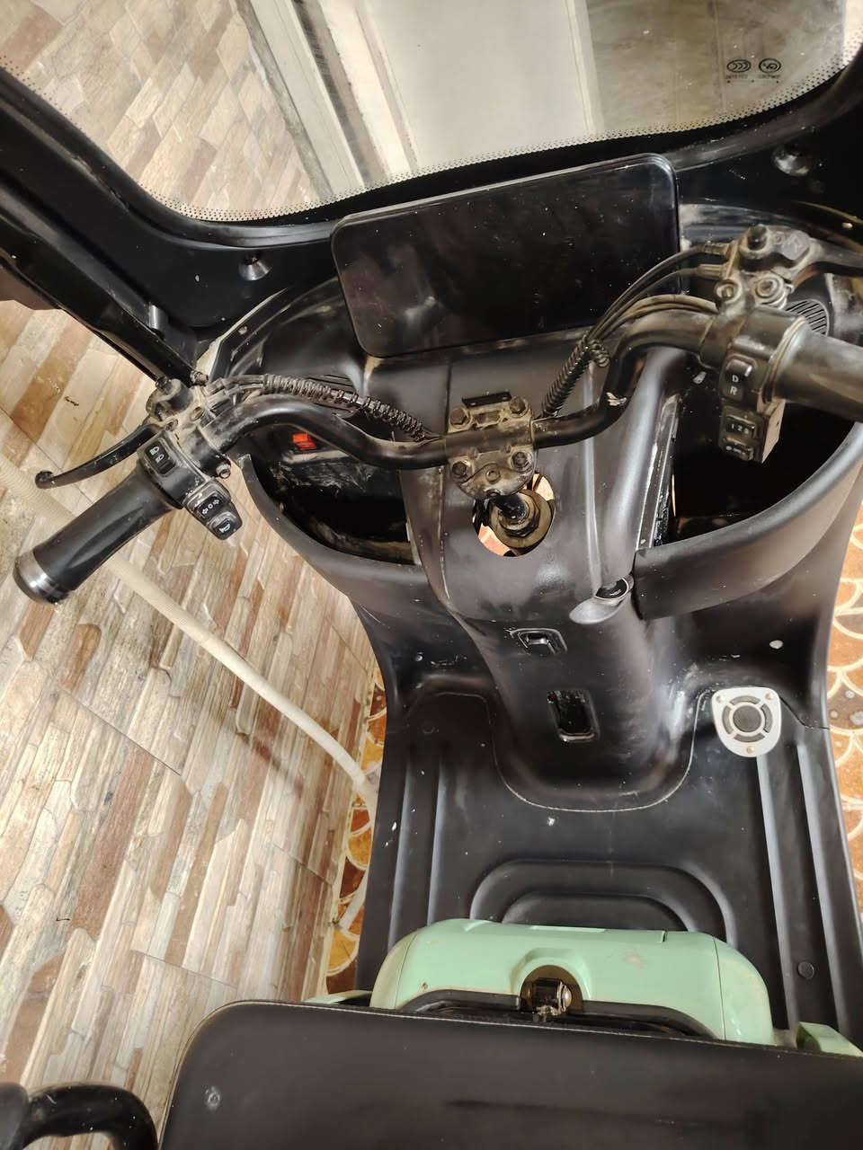 السلام عليكم عيوني عندي هذه الدراجه للبيع ممستخدمه ابد تشتغل على الشحن شاحنتها شغاله أيضا ومستعجل ع بيعتها اي سعر يعجبك أخذها 💜🌺


**إذا كنت صاحب هذا الإعلان وتريد حذفه لأي سبب، رجاءا أرسل رسالة إلى الدعم الفني**