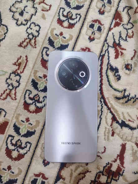 جهاز TECNO SPARK 30C
ذاكره 256 بطاريه 5000
سعره 150 وبيه مجال
جهاز جديد
مكاني إسكان اصناعي
هاتف:***********
