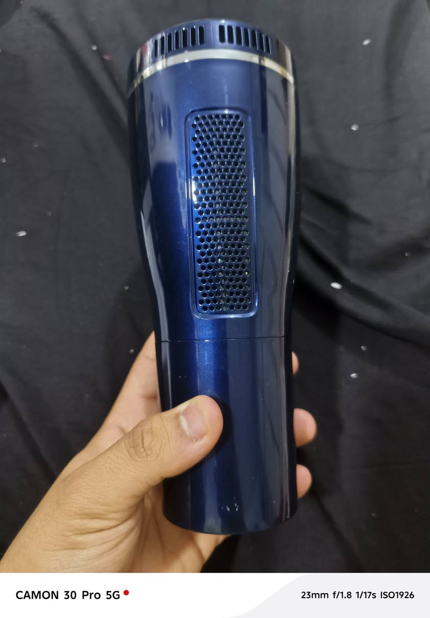 جهاز تنقية هواء السيارة أو المنزل ارتفاع 25 سم السعر 18 ألف العنوان بغداد الأمين الثانية شارع النواب للتواصل خاص أو واتساب ***********
