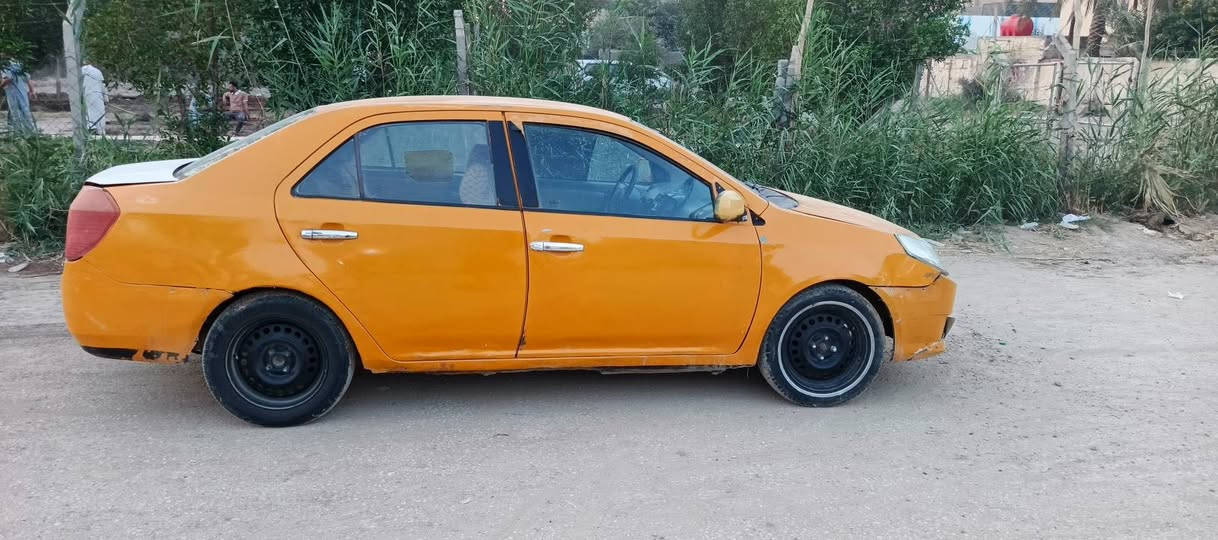 جيلي ام كي 2011 مكينه بيها خيط بخار الكير بس الرابع يفلت حداديه جديده رقم بغداد الماني سياره خير من الله كلشي ما عايزها تشتغل بيها عل باب الله مال بيت اقتصاديه اتعدلك سرقه وعشائر السعر (مليون واربعميه وبيها مجال قليل) مكاني بابل
***********
